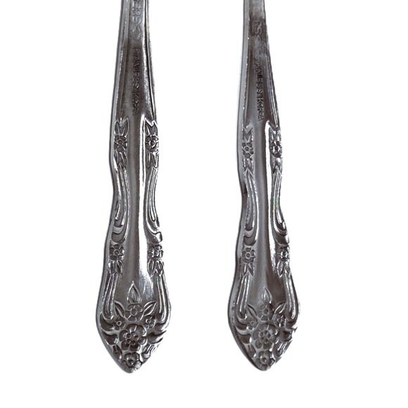 Stanley Rogers Dream Rose Cocktail Fork Lot x2 Stainless Seafood Discontinued - Picture 5 of 7